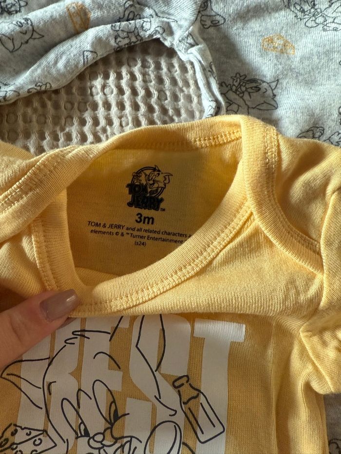 Lot de 2 bodies - photo numéro 2