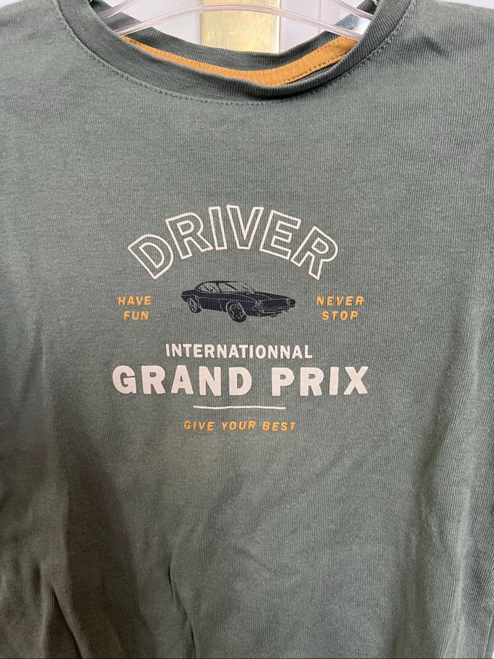 Tee-shirt Kiabi vert kaki voiture - photo numéro 2