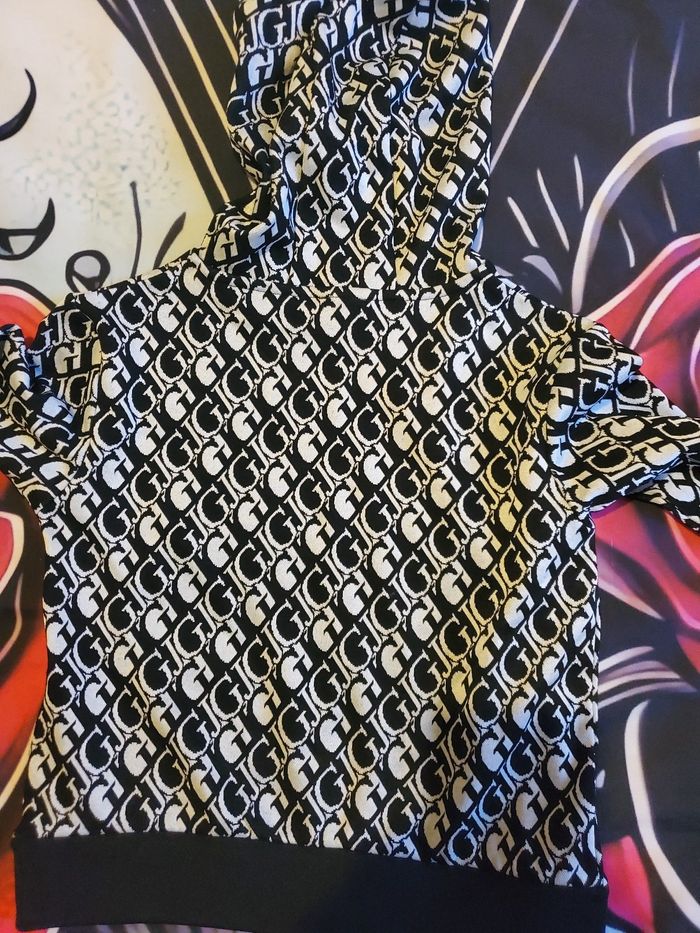 Pull guess - photo numéro 6