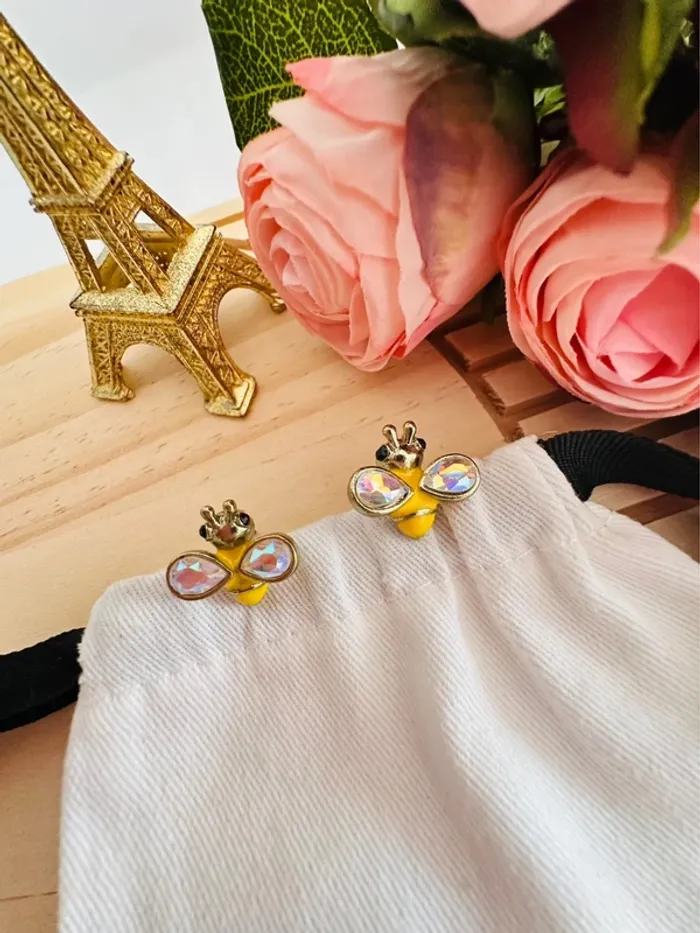 🐝 Boucles d’oreilles Betsey Johnson Abeilles Cristal irisé - photo numéro 3