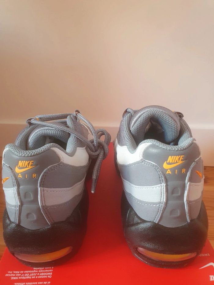 Nike Air Max (37.5) - photo numéro 4