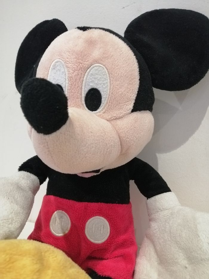 Peluche Disney mickey - photo numéro 2