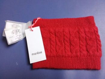 Tour de cou , snood Rouge, mixte, marque Marèse, effet tricoté, neuf étiquette, chaud, hiver , 2-4 ans