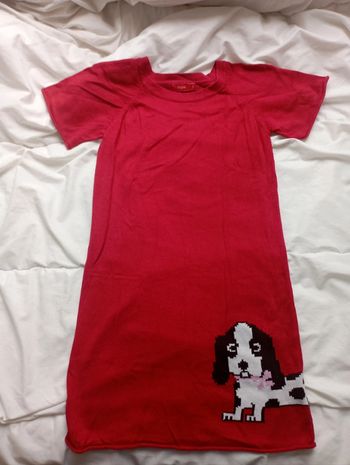 Robe rouge manches courtes tissaia 10 ans 3€