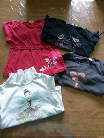 Lot 4 tshirts