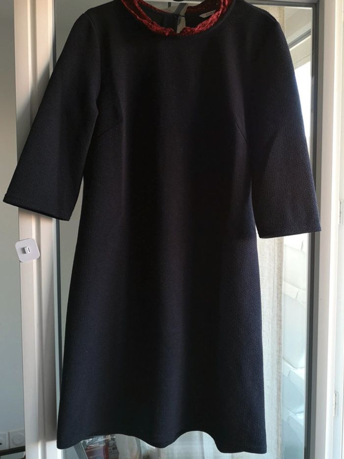 Robe collerette