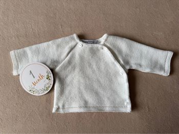Pull Cache coeur • la manufacture de layette • taille 1 mois
