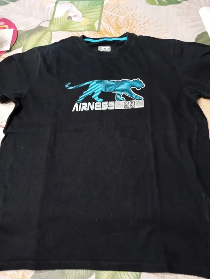 Tee shirt garçon taille 14 ans (330)