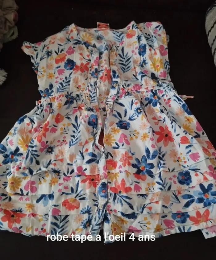 Robe tapé a l'oeil 4 ans
