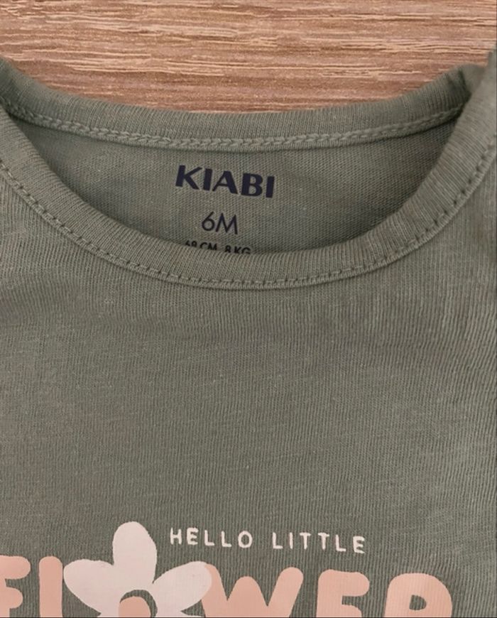 T-shirt bébé fille taille 6 mois