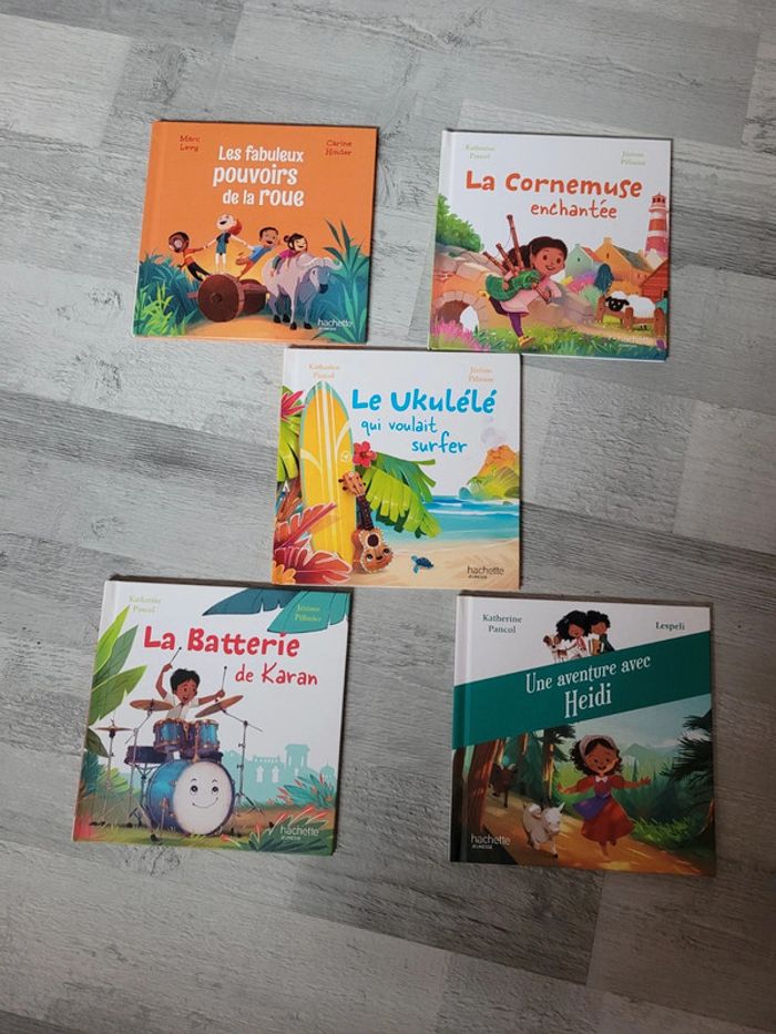 📚 Lot 5 livres Hachette 📚