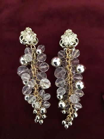 Magnifiques clips vintage couture .