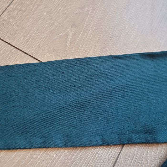 Maillot manche longue à col haut, bleu tres légèrement pailleté. Fille 6 ans. Marque Du pareil au même - photo numéro 3