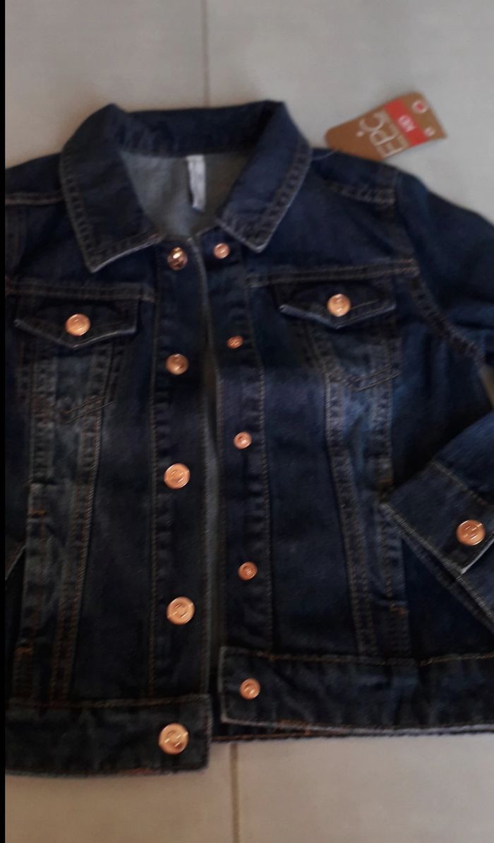Veste en jeans FPC kids neuve - photo numéro 4