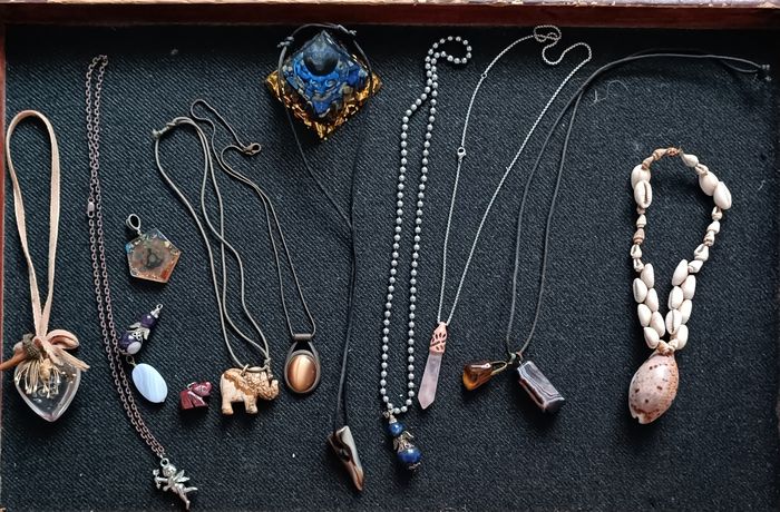 Lot de bijoux fantaisie - photo numéro 2