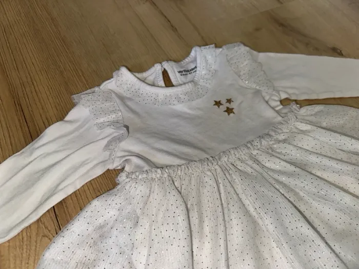 Robe 6 mois - photo numéro 2