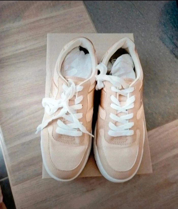 Baskets chaussures 38 - photo numéro 4