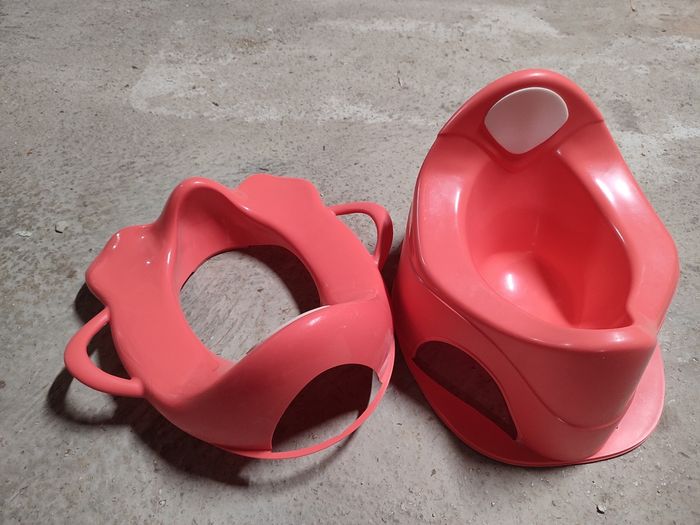 Ensemble pot + rehausseur toilette