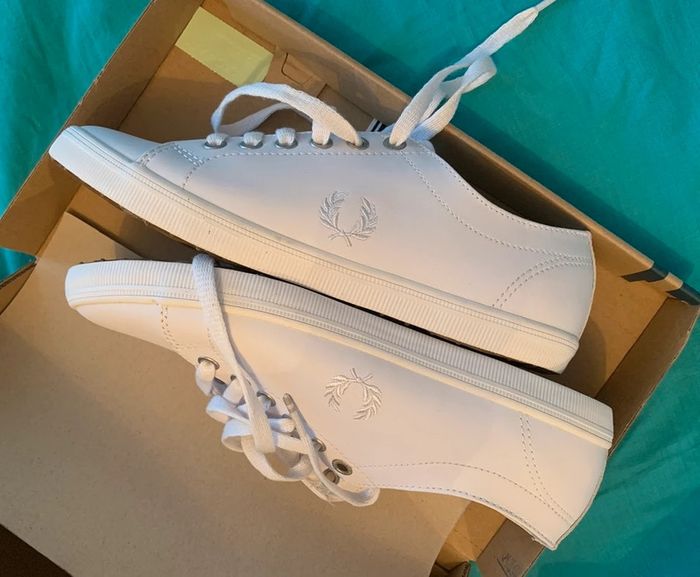 Baskets blanches Fred Perry Kingston - photo numéro 2