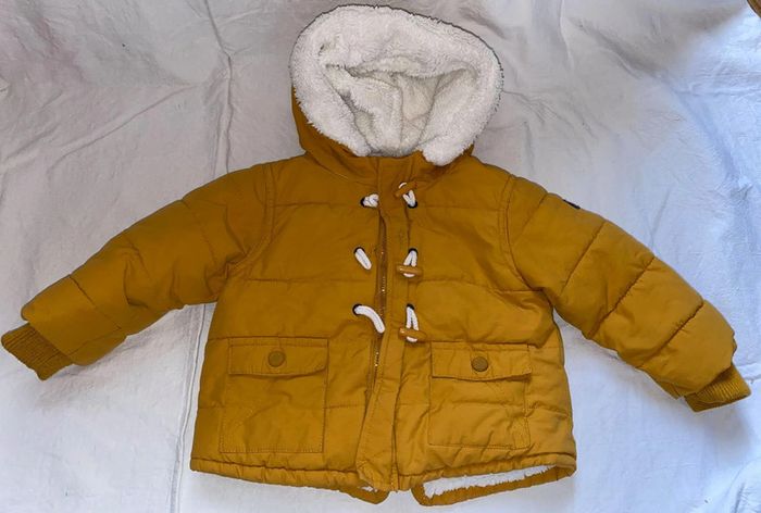manteau chaud Obaibi  18 mois Tbe mais petites traces