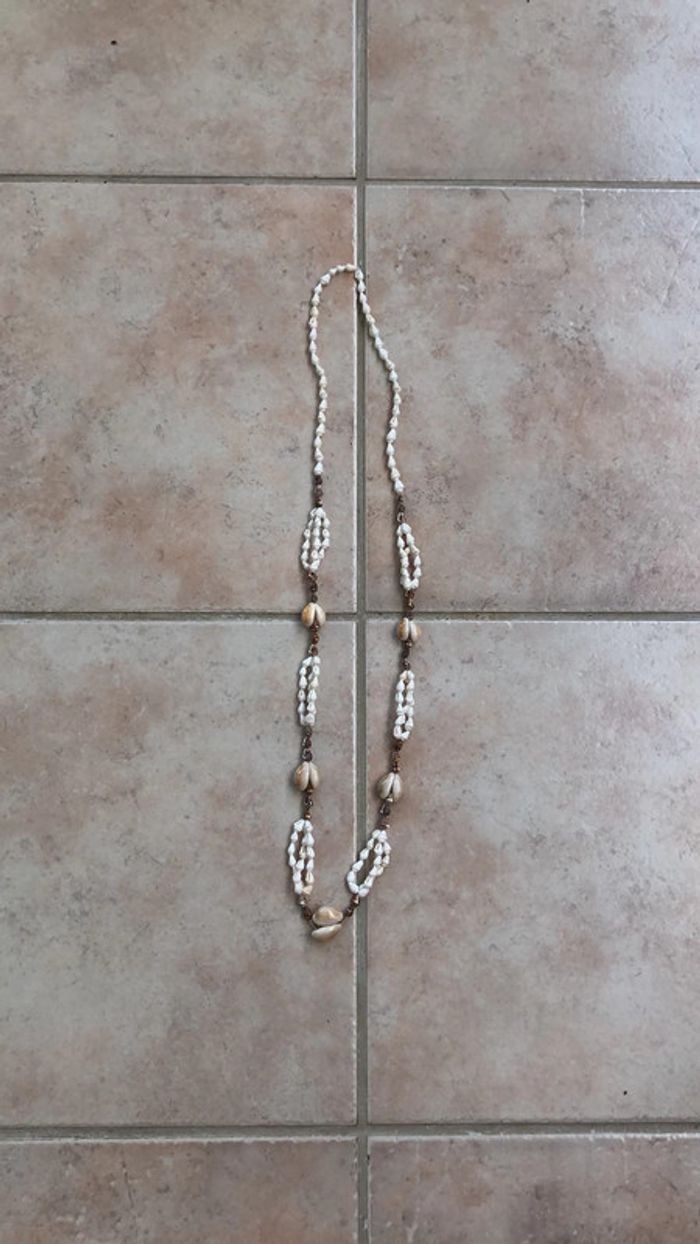 Collier coquillages