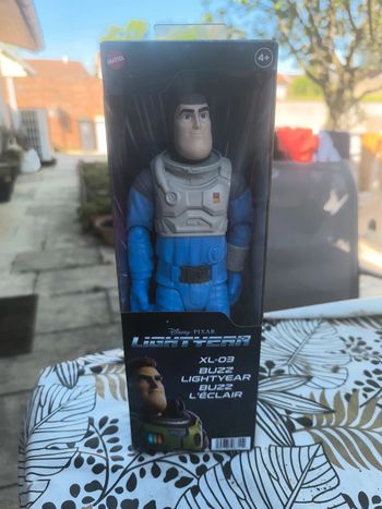 Buzz l'éclair neuf dans sa boîte