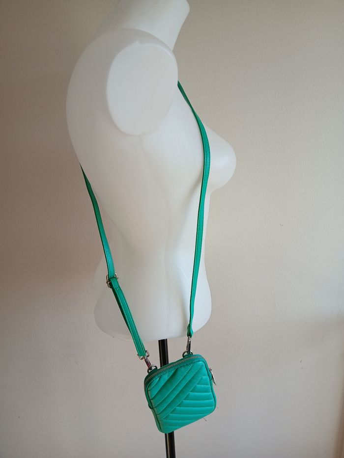 Pochette - photo numéro 2