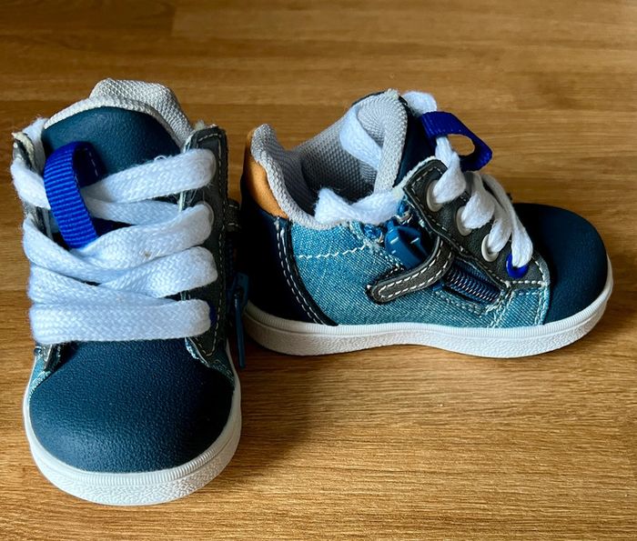 Basket 👟 neuves !! Taille 18