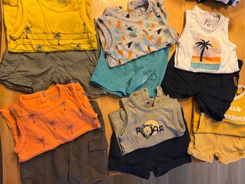 Lot ensemble short + débardeur été 6 mois