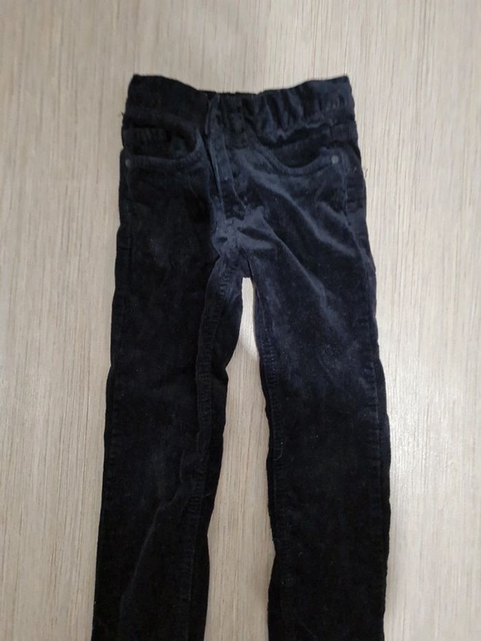 Pantalon velours noir orchestra 4 ans très bon etat - photo numéro 2