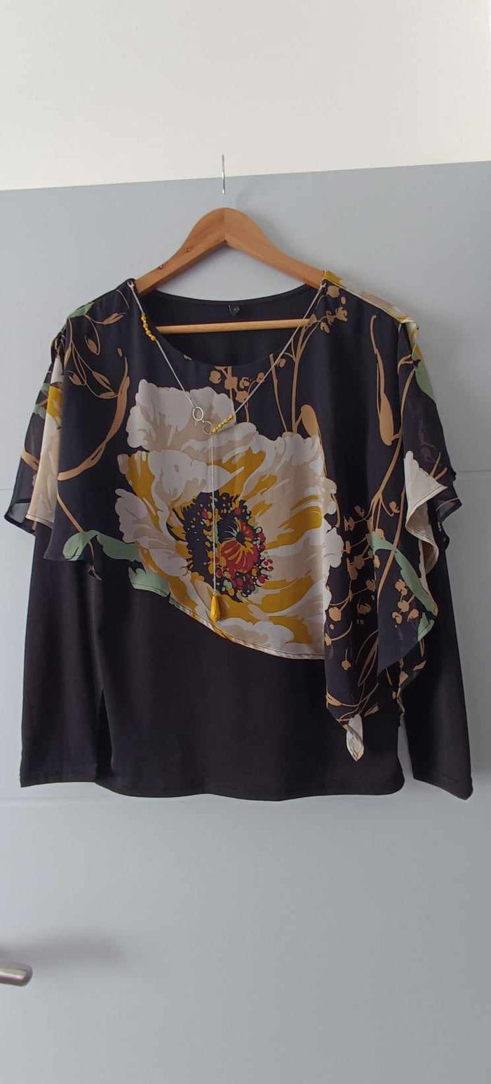 Blouse avec voile fleuri manches longues avec collier intégré taille 3