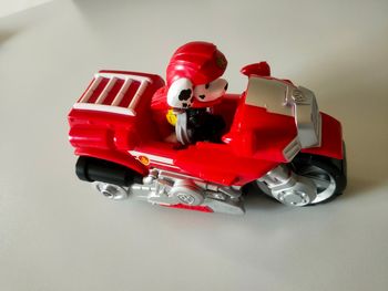 Moto + Marcus Pat patrouille