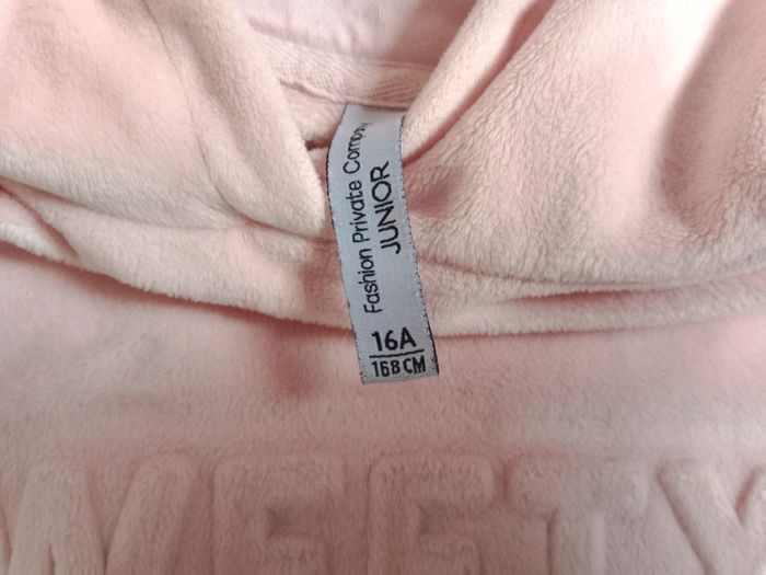 Pull tout doux taille 16 ans 🌞 - photo numéro 3