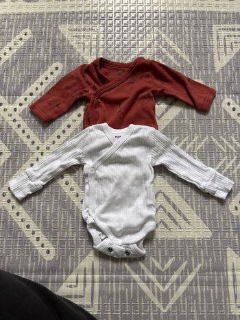 2 bodys manches longues 1 mois 