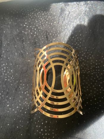 Bracelet jonc géométrique doré