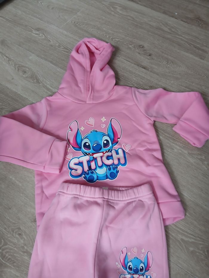 Ensemble neuf stitch petite fille - photo numéro 3