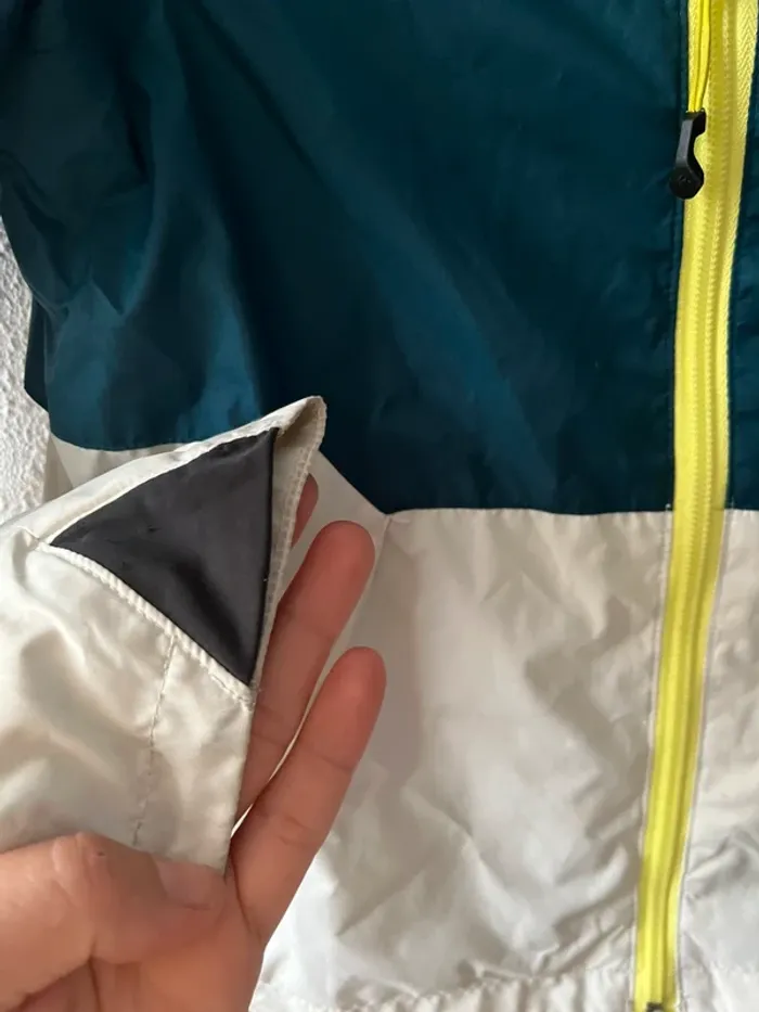 Veste imperméable Mont blanc ballé Quechua taille 7/ 8 ans - photo numéro 3