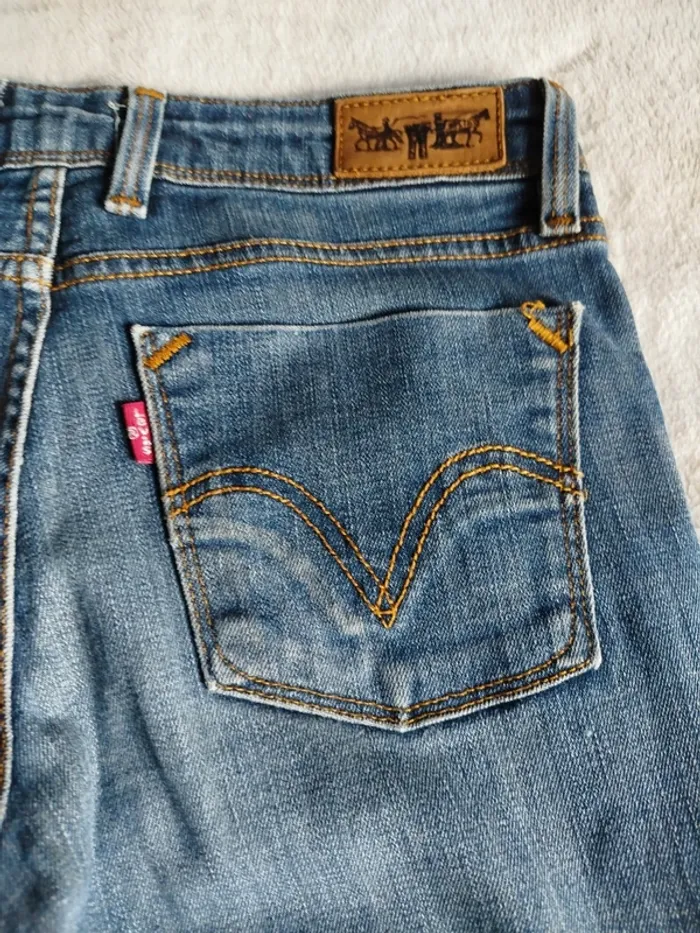 Jean femme Levi's 627 Straight Fit - photo numéro 5