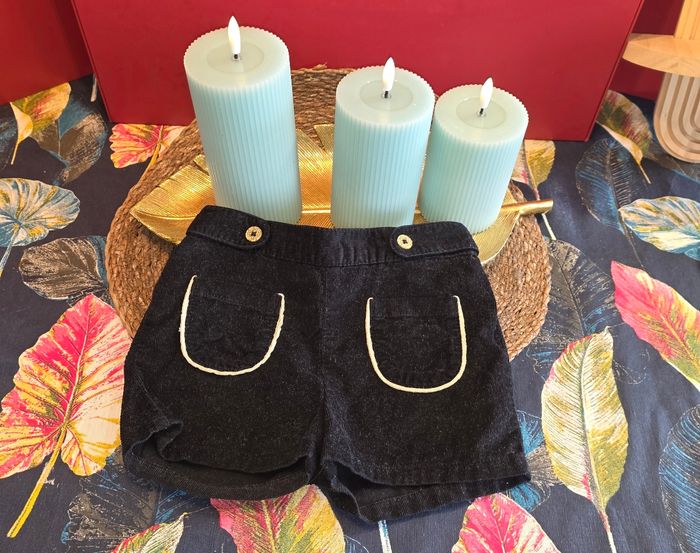 Short noir velours côtelé 36 mois
