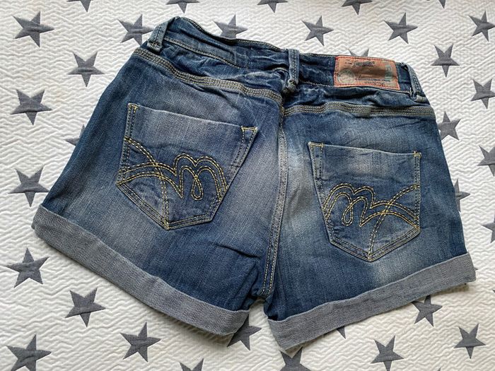 Mini short en jean Jennyfer - photo numéro 3