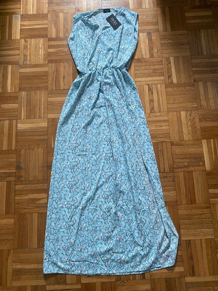 8 sublimes robes toutes neuves de différentes marques - photo numéro 5