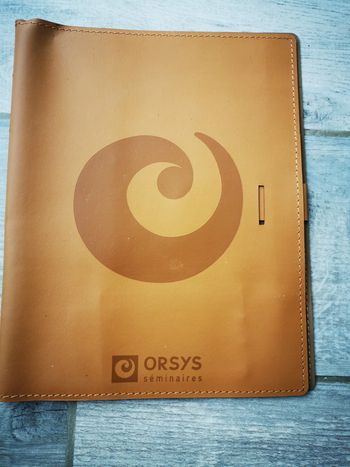 Protège agenda en cuir régénéré Orsys