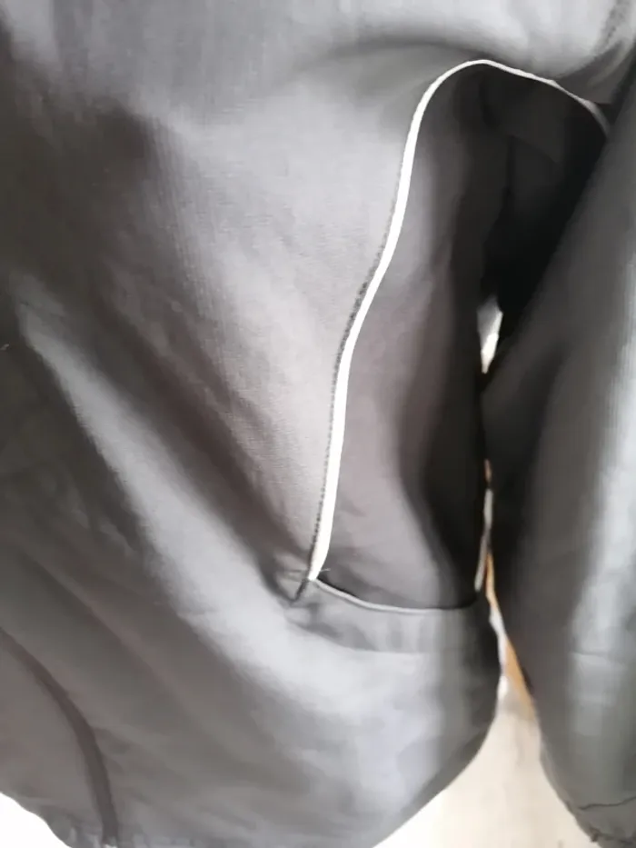 Veste/ haut de survêtement Nike XS - photo numéro 2