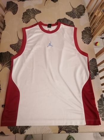 Débardeur Jordan Basket blanc et rouge XL