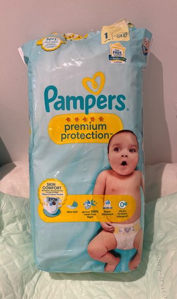 Couches Pampers