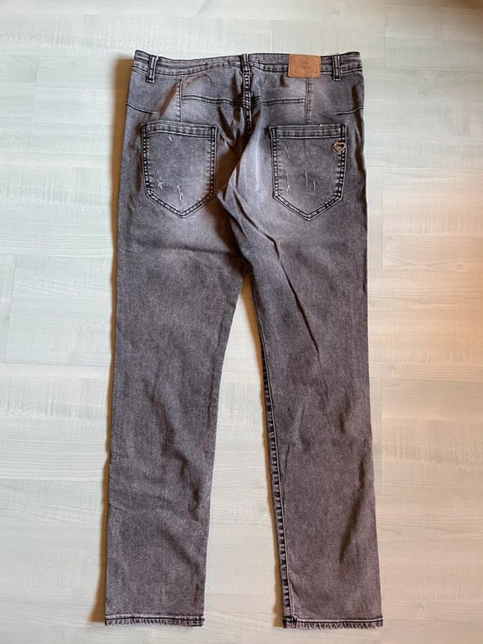 Jean troué femme medium Please - photo numéro 3