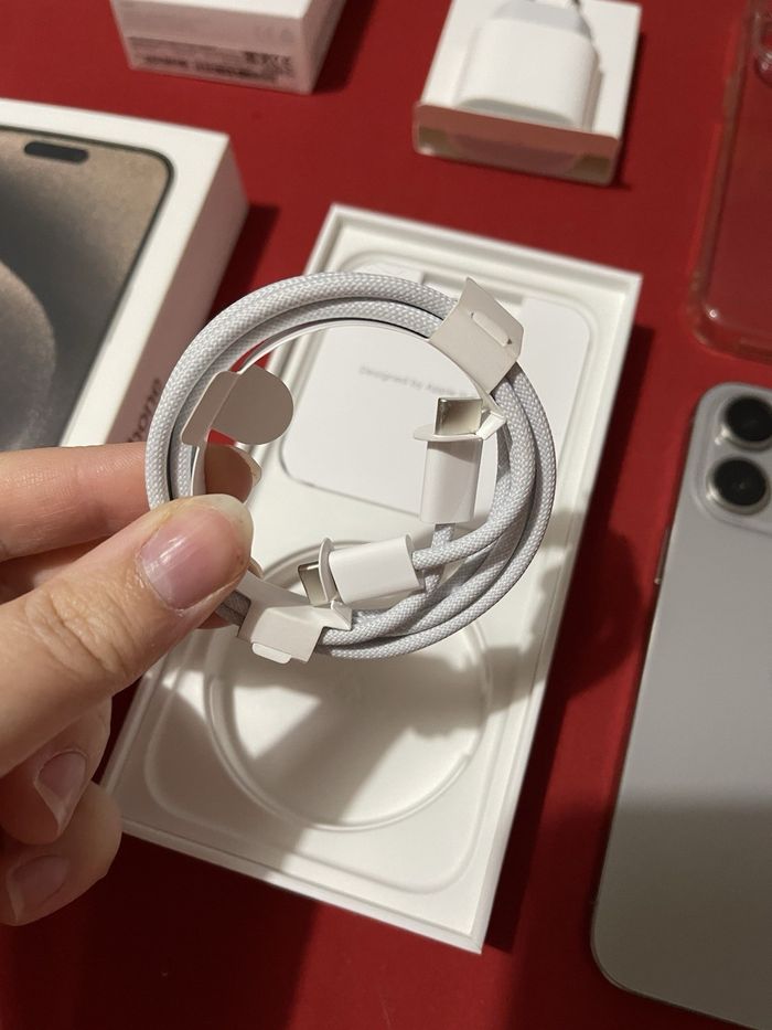 I P h o n e 15 pro Max - photo numéro 4