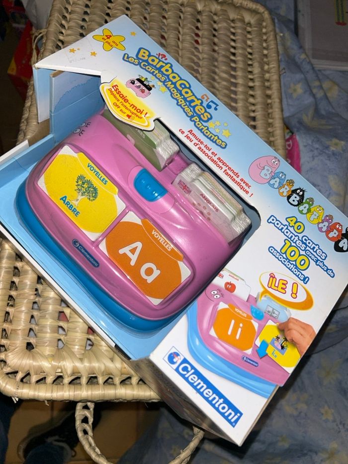 Jeu éducatif clementoni les barbapapa neuf sons lettres etc - photo numéro 2