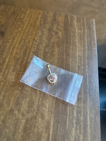 Percing nombril coeur
