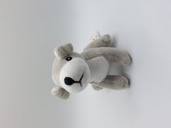 Mini Peluche doudou chien gris BUFFALO GRILL 12 cm assis